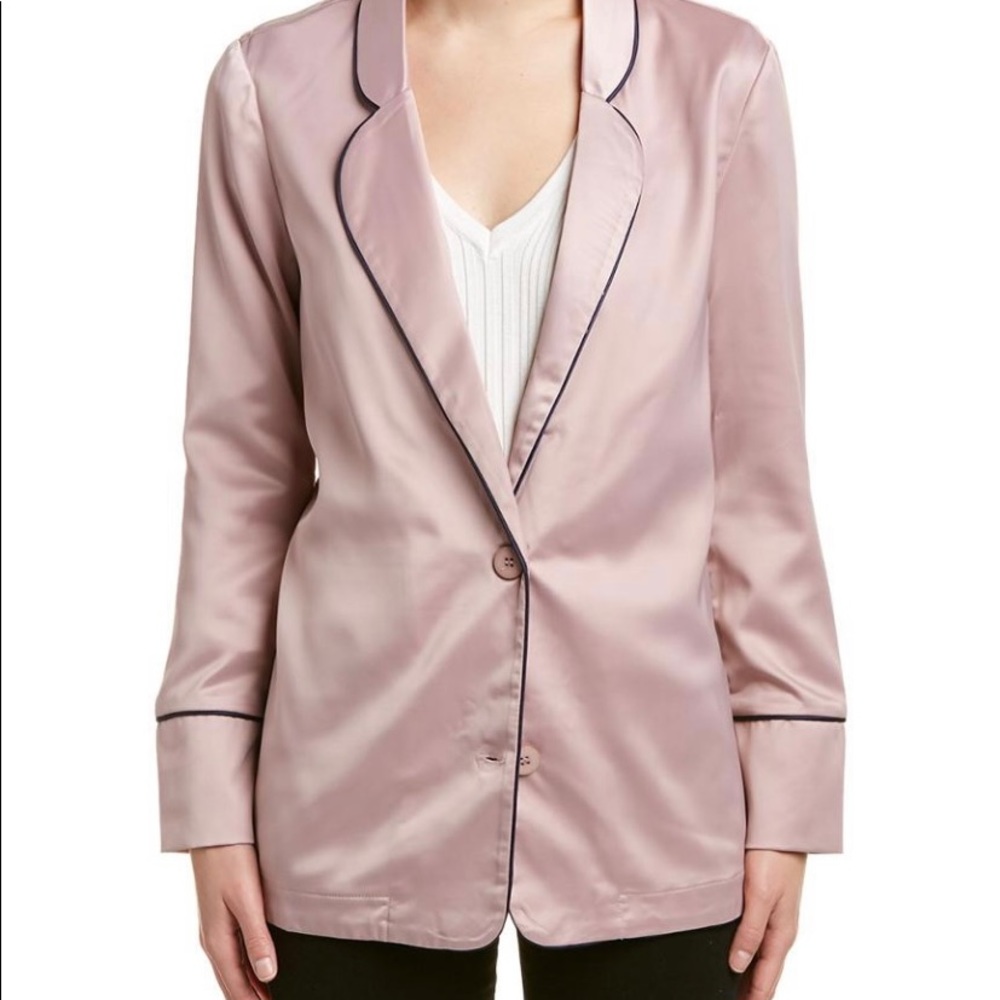 Ecru Studios mauve pink satin blazer with contrasting navy piping, size small